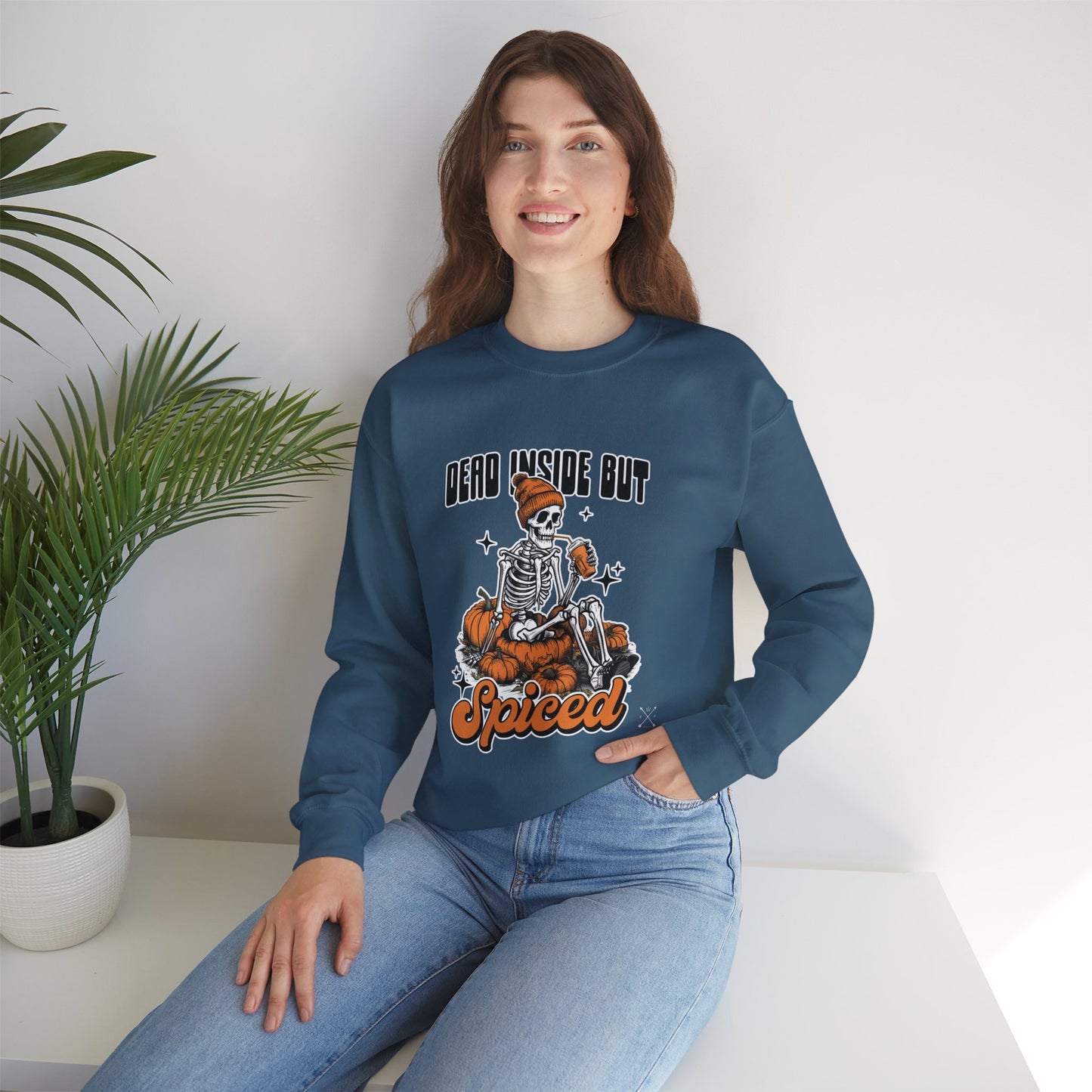 Dead Inside But Spiced - Unisex Heavy Blend™ Crewneck Sweatshirt
