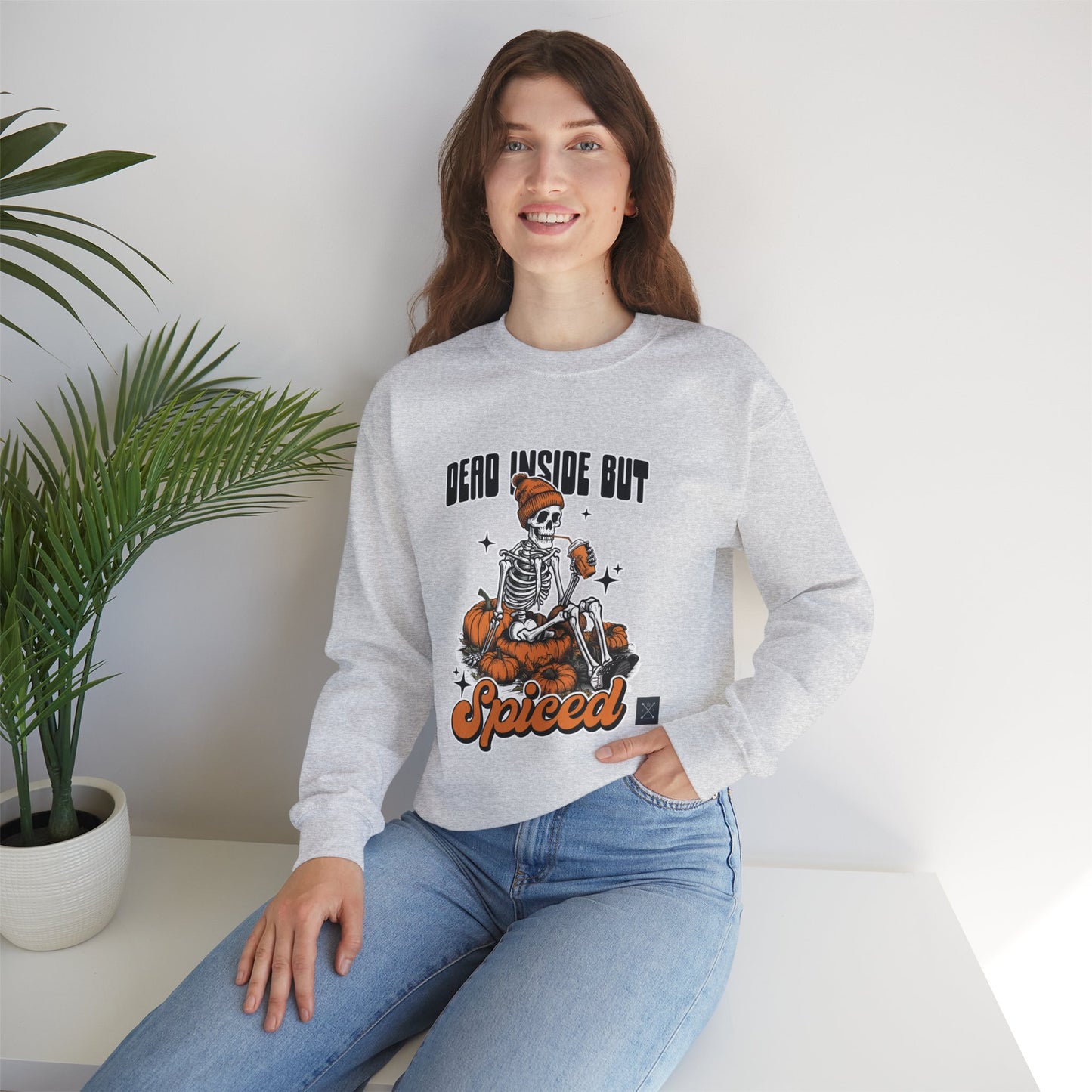 Dead Inside But Spiced - Unisex Heavy Blend™ Crewneck Sweatshirt