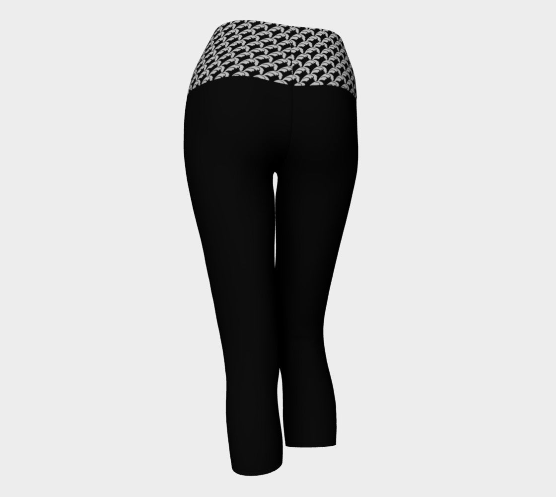 Yoga Capris - GeorgieVon Designs