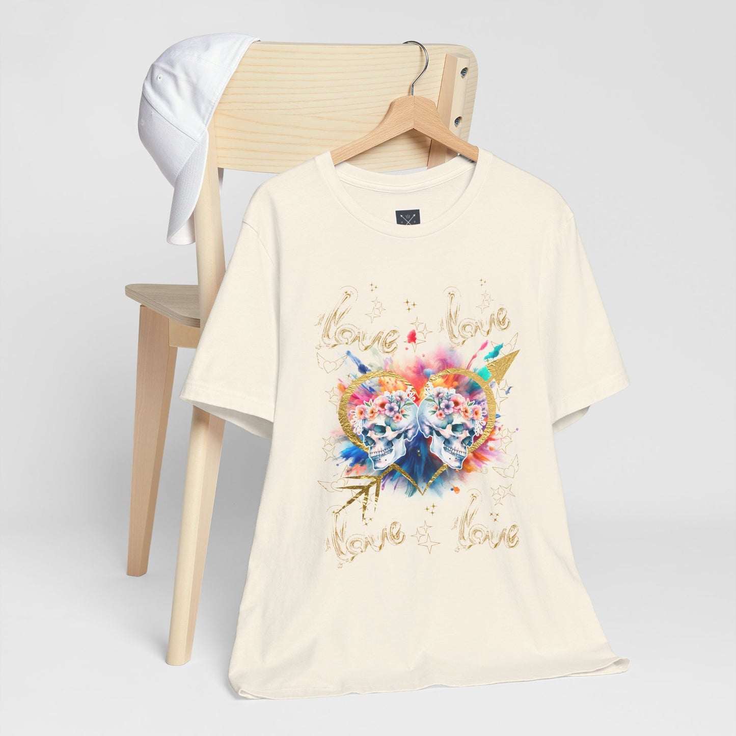 Love is Golden - Unisex Jersey Short Sleeve Tee