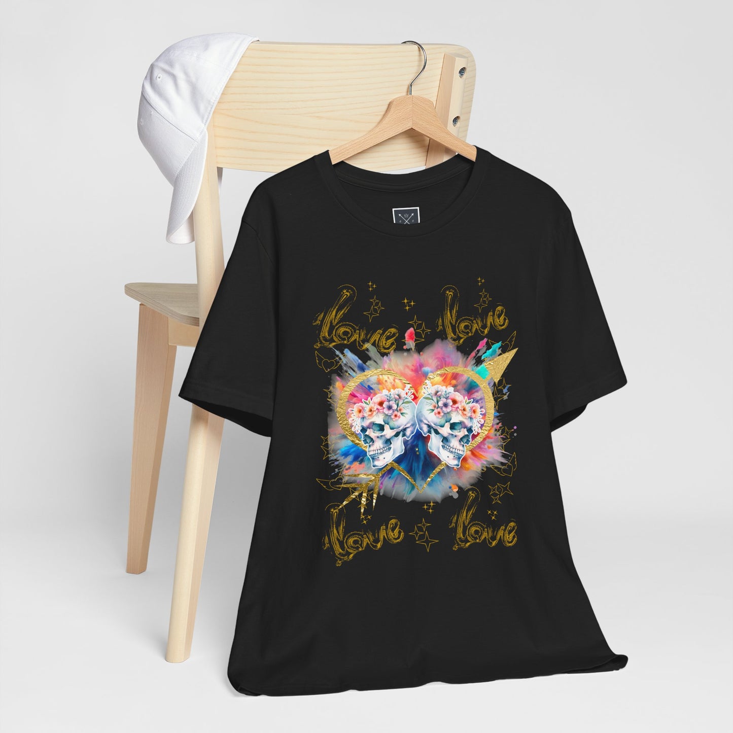 Love is Golden - Unisex Jersey Short Sleeve Tee