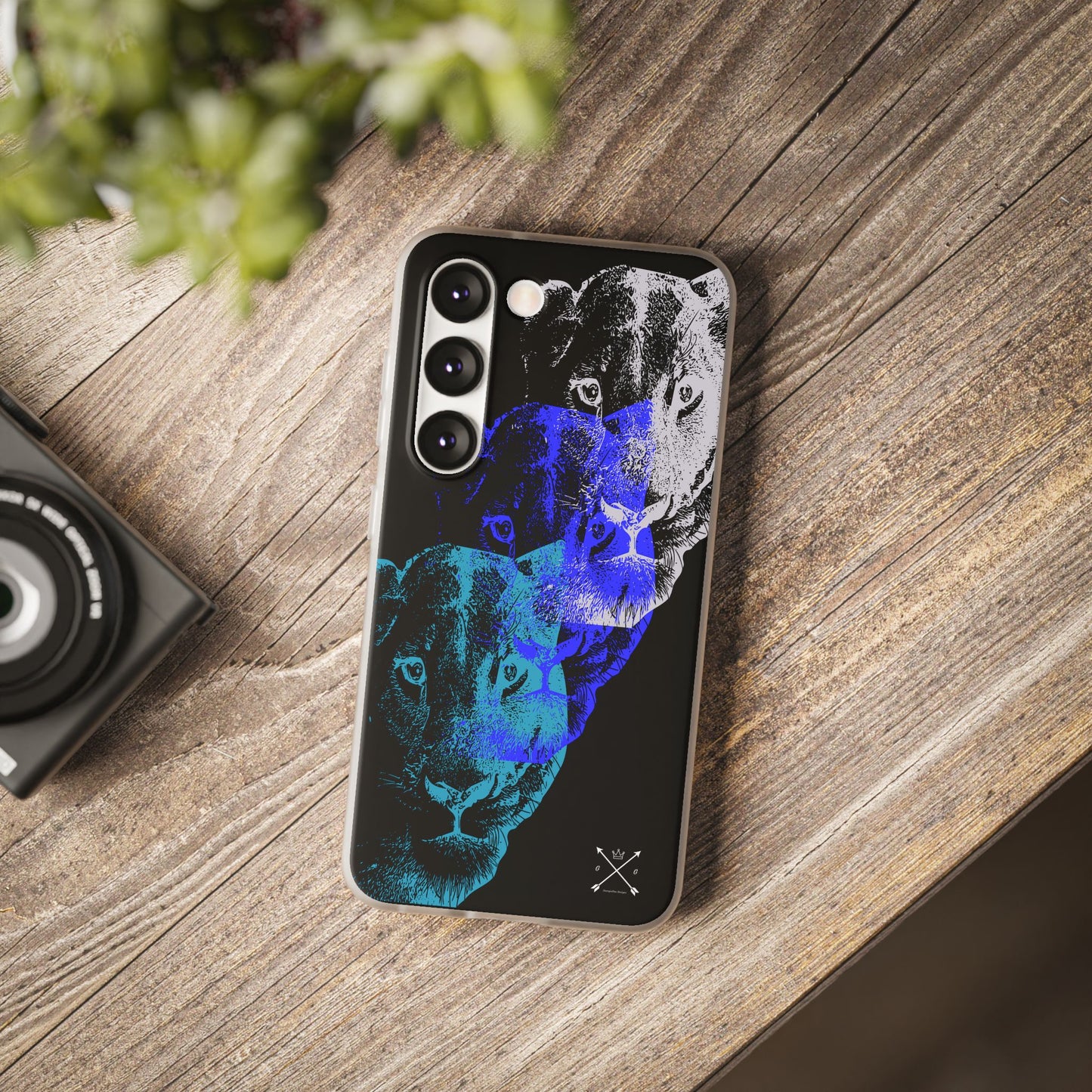Lioness Arising (black/blue/silver) - Flexi Cases
