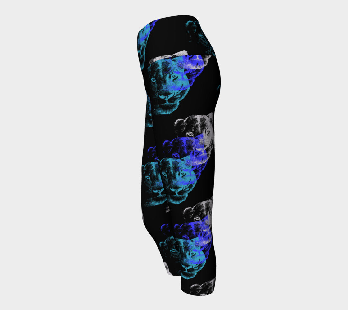 Masterpiece - Yoga Capri Leggings - black – GeorgieVon Designs